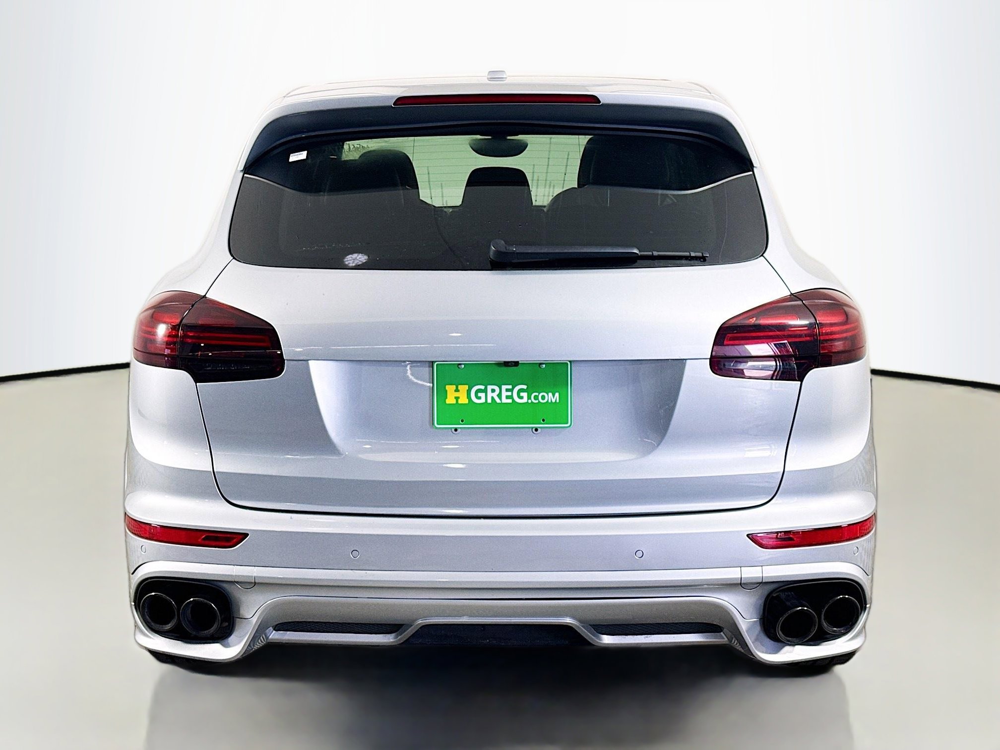 Used 2018 Porsche Cayenne GTS image 8