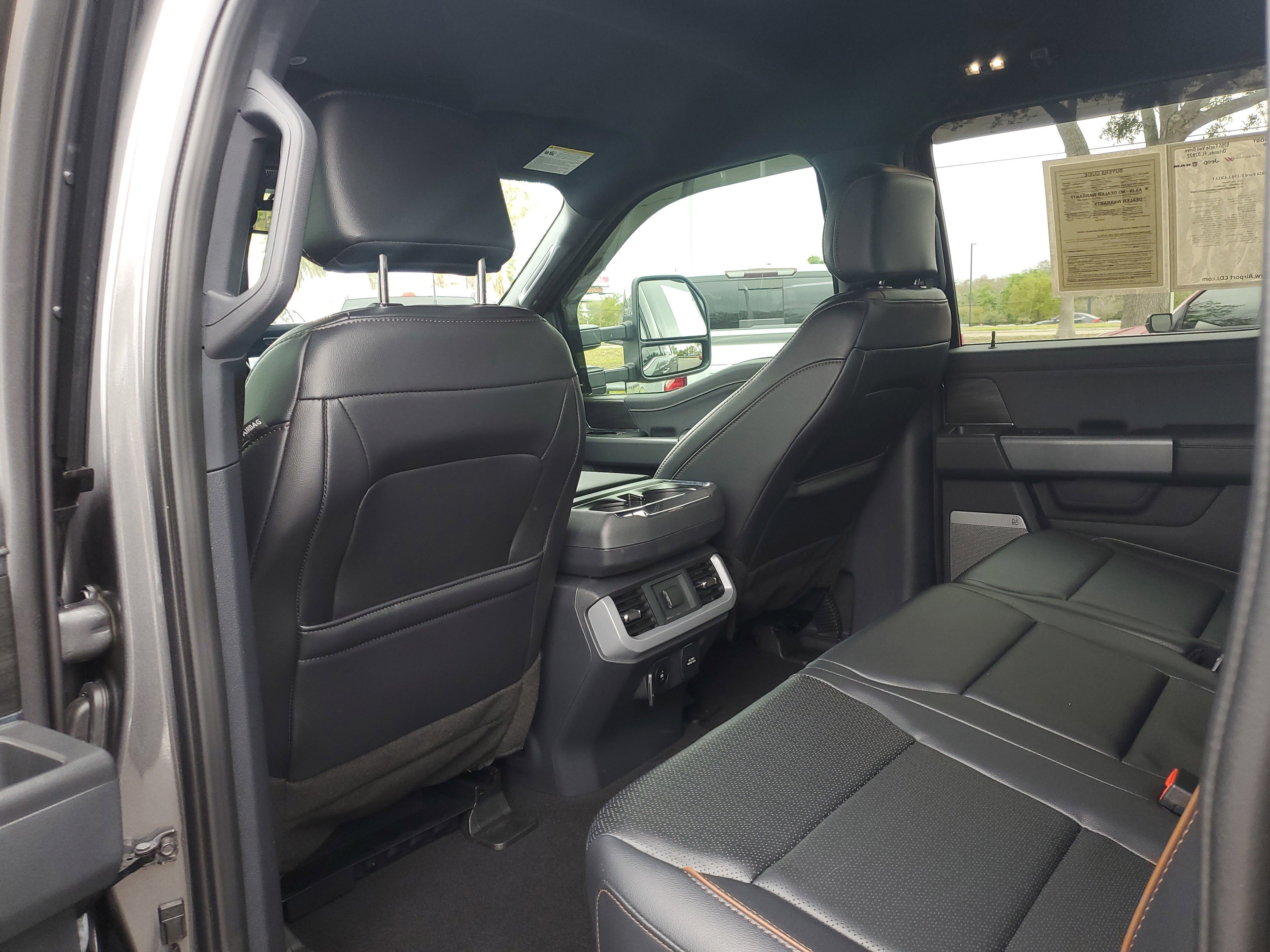 Used 2024 Ford F150 Lariat w/ FX4 Off-Road Package image 39