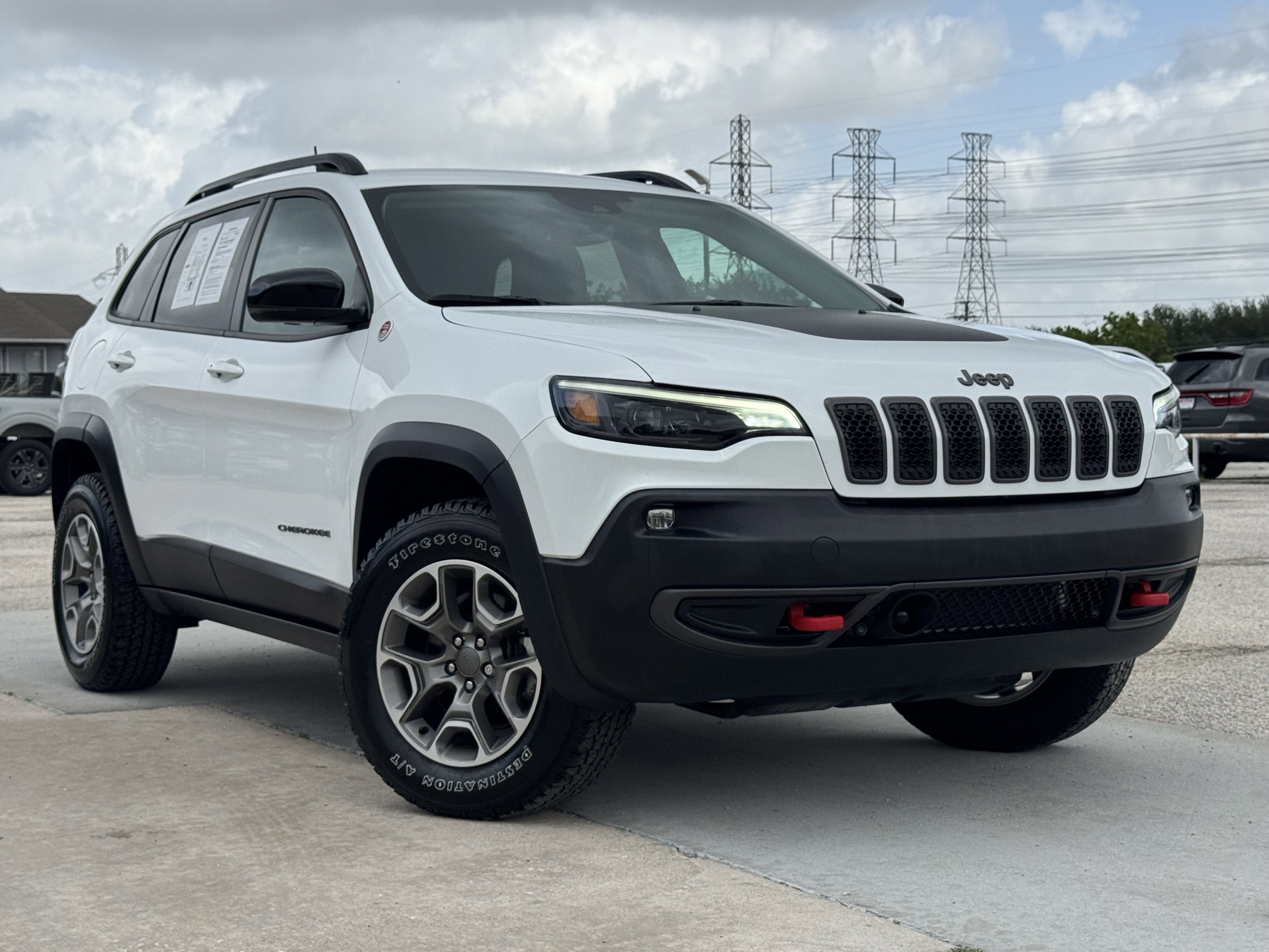 Used 2022 Jeep Cherokee Trailhawk w/ Comfort/Convenience Group AWD/4WD video 2