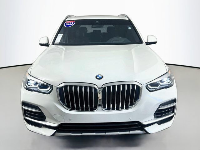 Used 2023 BMW X5 sDrive40i w/ Premium Package RWD image 3