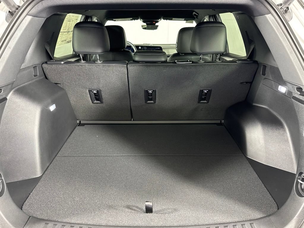 New 2026 Chevrolet Equinox LT w/ Convenience Package II AWD/4WD image 30