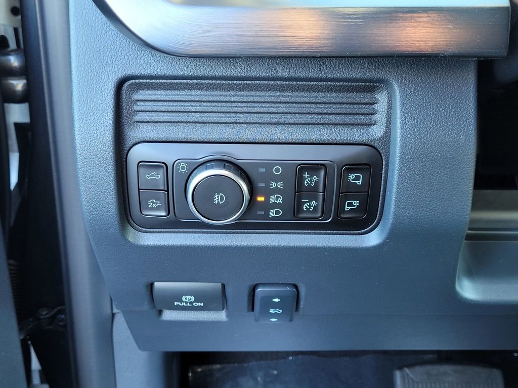 New 2026 Ford F350 Lariat w/ FX4 Off-Road Package image 36
