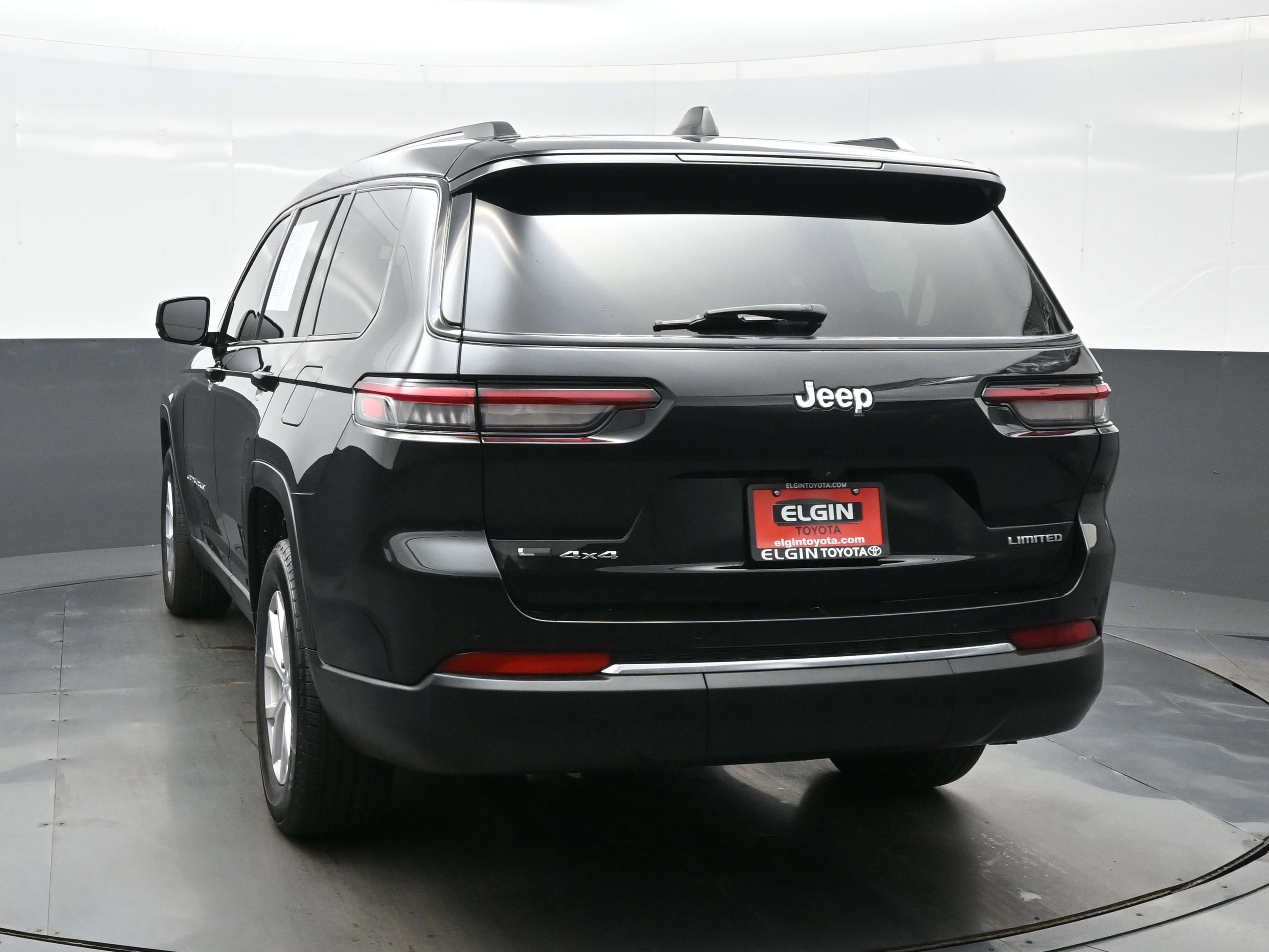 Used 2022 Jeep Grand Cherokee L Limited AWD/4WD image 4