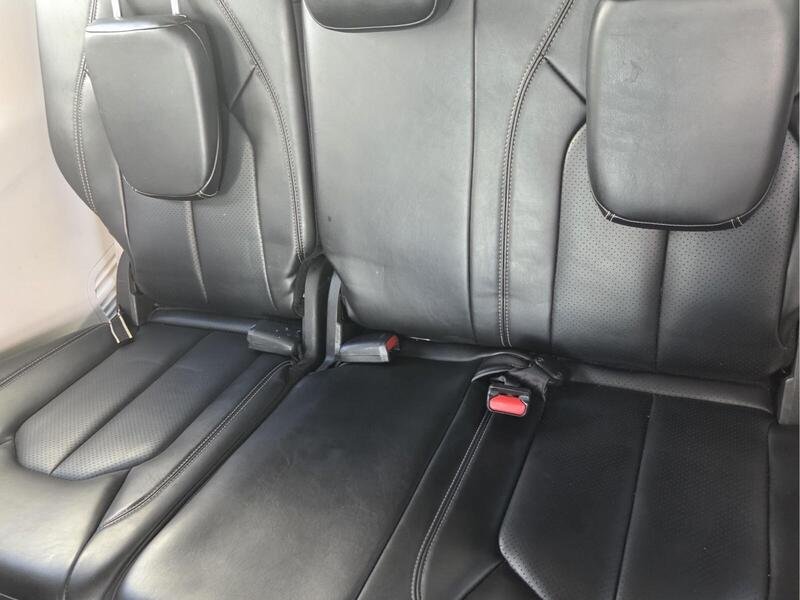 Used 2023 Chrysler Pacifica Touring-L FWD image 13