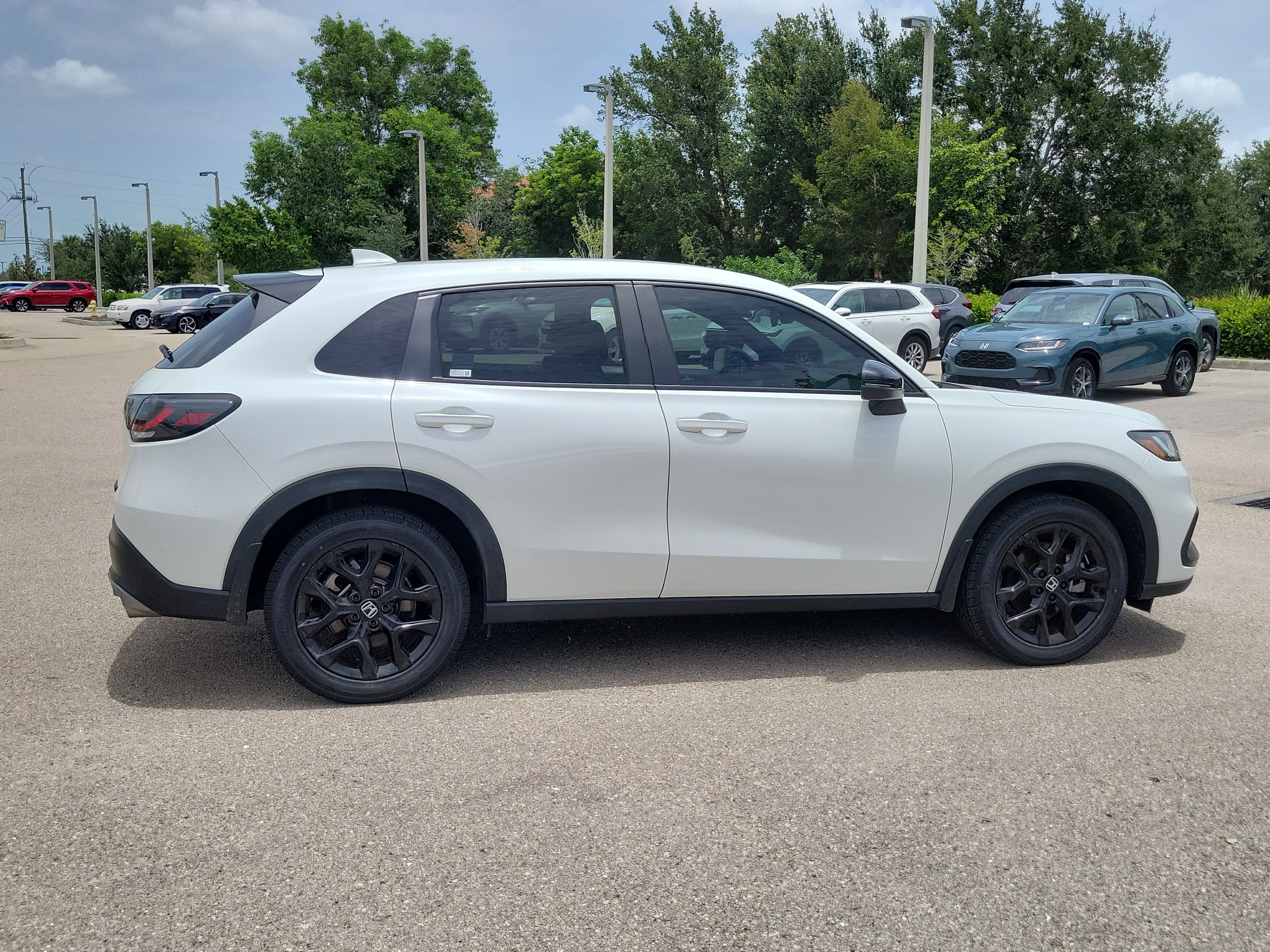 Certified 2024 Honda HR-V Sport image 3