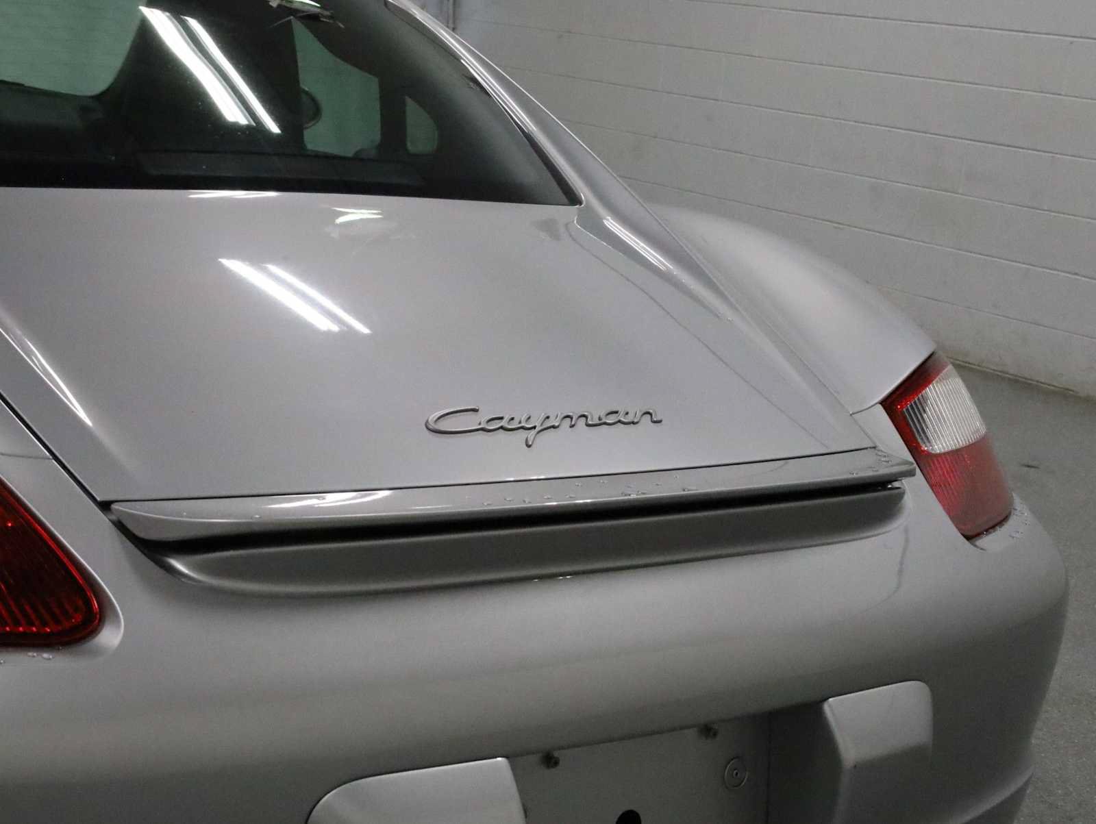Used 2008 Porsche Cayman RWD image 8