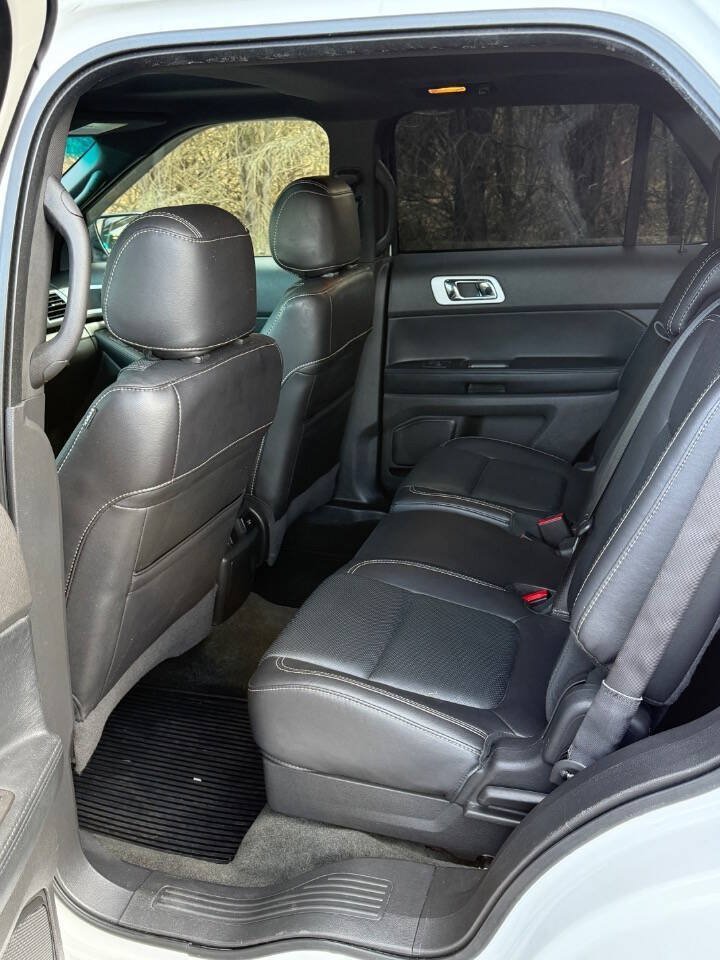 Used 2014 Ford Explorer Sport w/ Equipment Group 401A AWD/4WD image 13