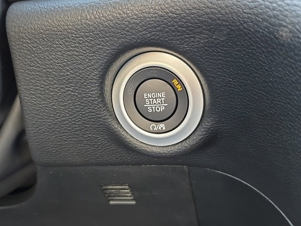 New 2026 Chrysler Pacifica Limited w/ S Appearance Package image 6