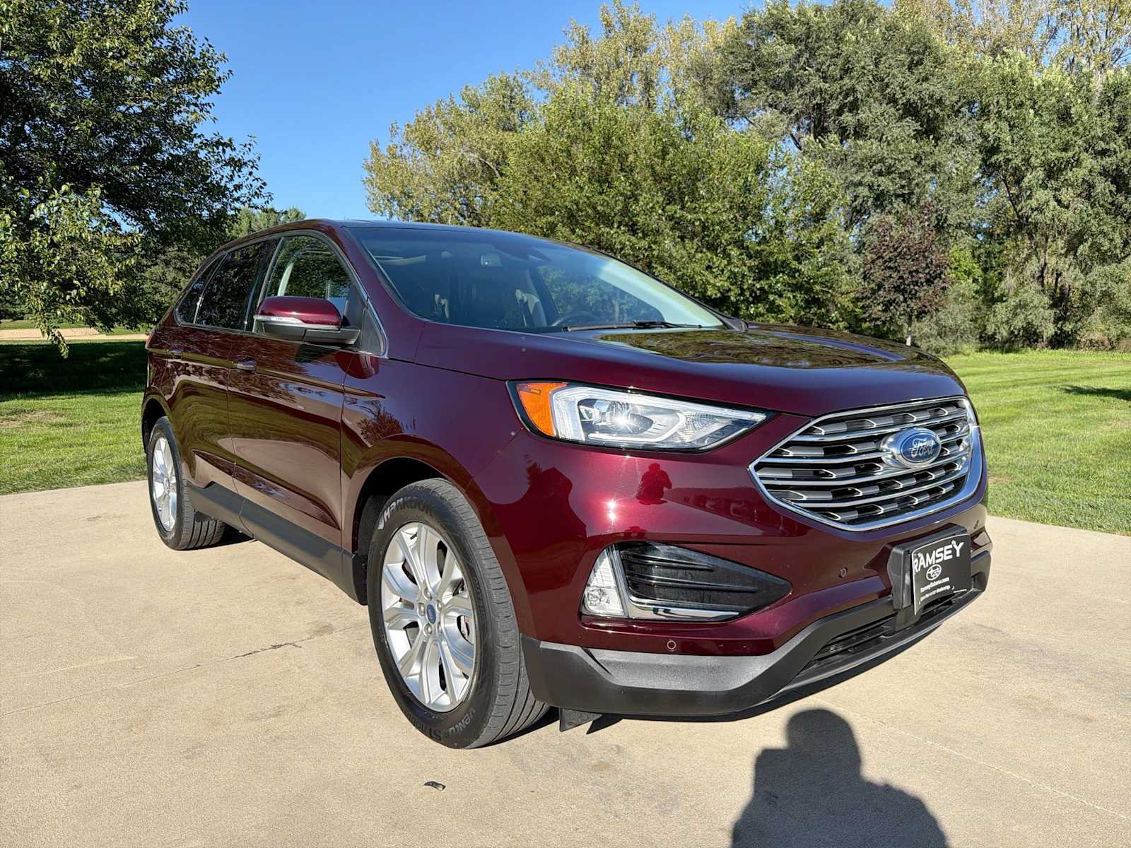 Used 2020 Ford Edge Titanium AWD/4WD image 8