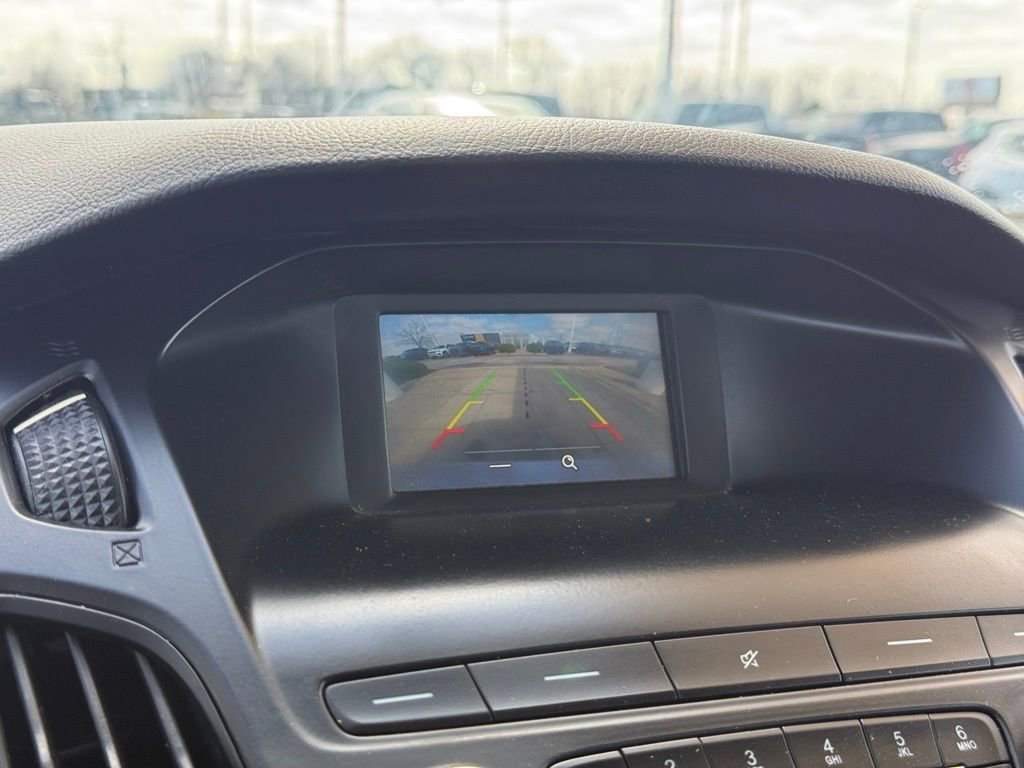 Used 2018 Ford Focus SE image 19