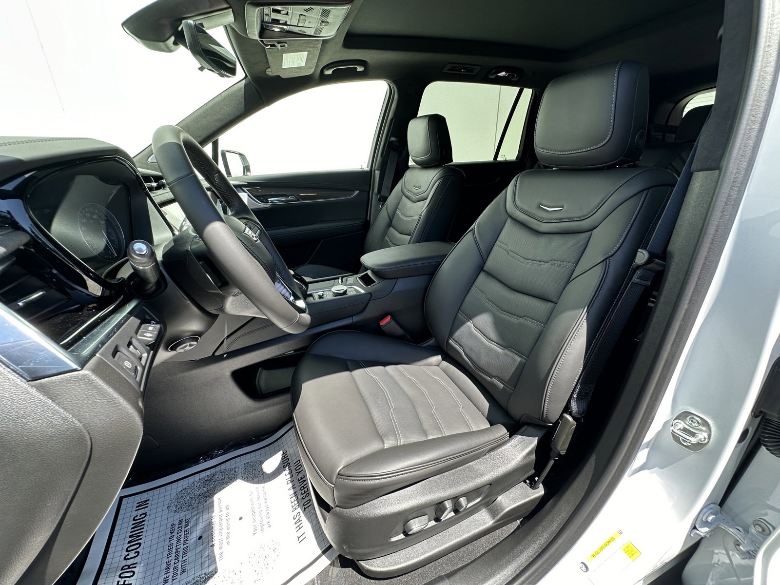 New 2025 Cadillac XT6 Premium Luxury w/ Platinum Package image 10