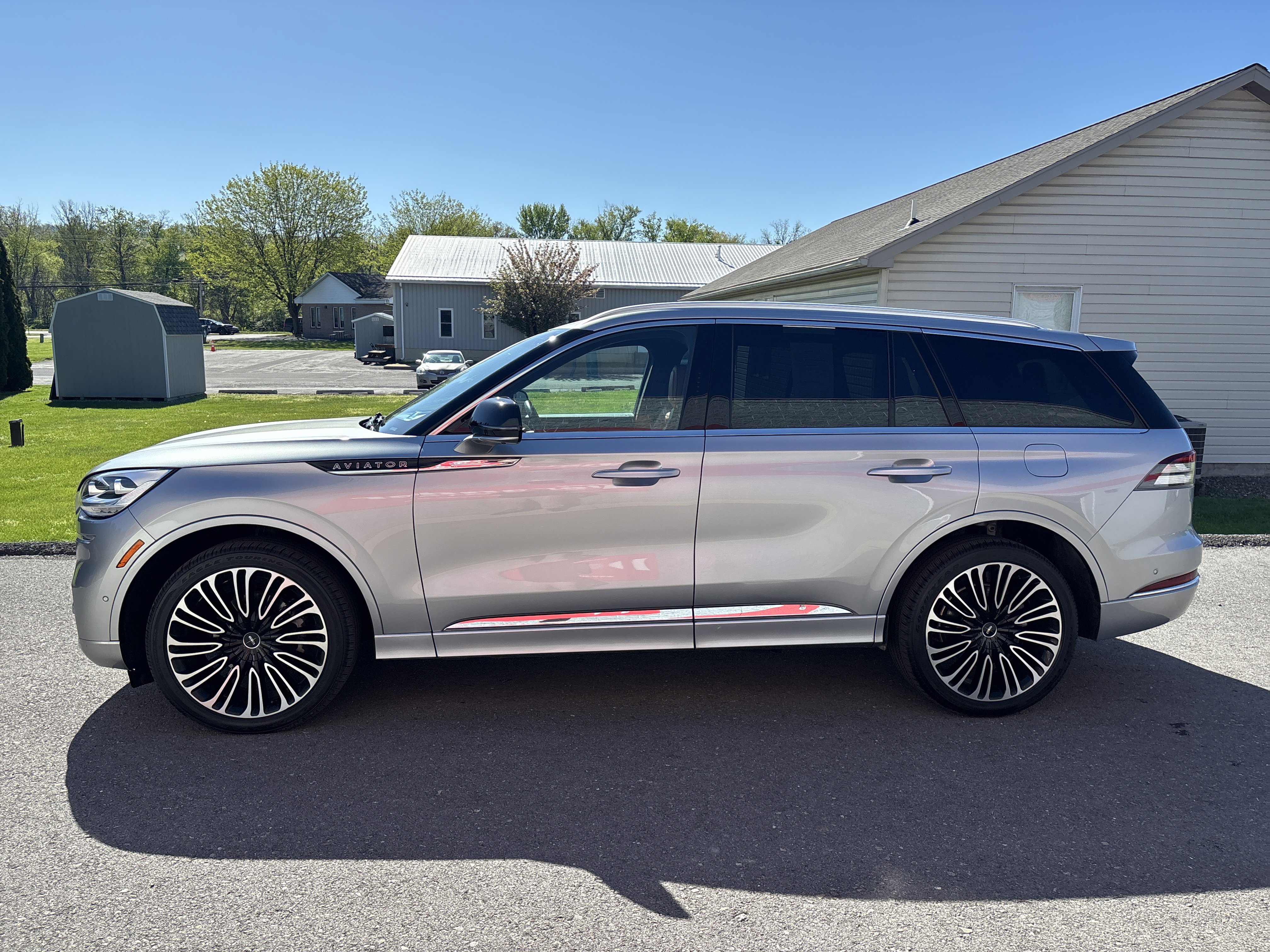 Used 2023 Lincoln Aviator Black Label w/ Dynamic Handling Package AWD/4WD image 7