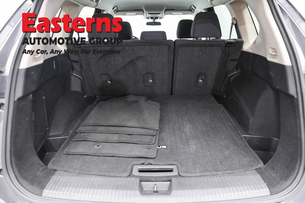 Used 2024 Nissan Rogue S AWD/4WD image 9
