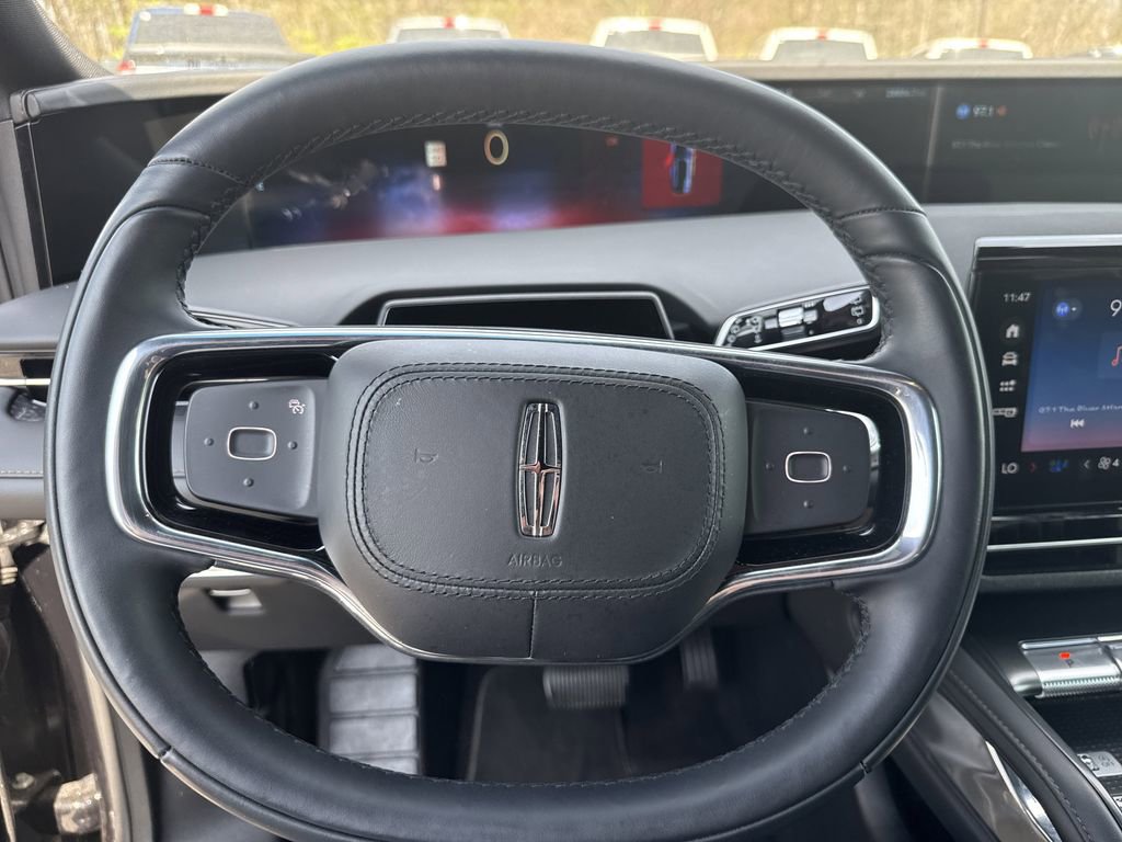 Used 2024 Lincoln Nautilus Reserve w/ Jet Appearance Package (87T) AWD/4WD image 23