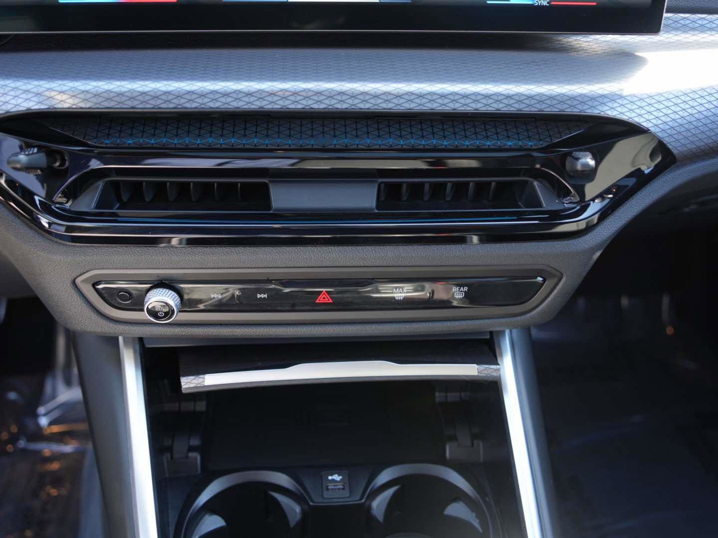 Used 2025 BMW M340i Sedan image 21