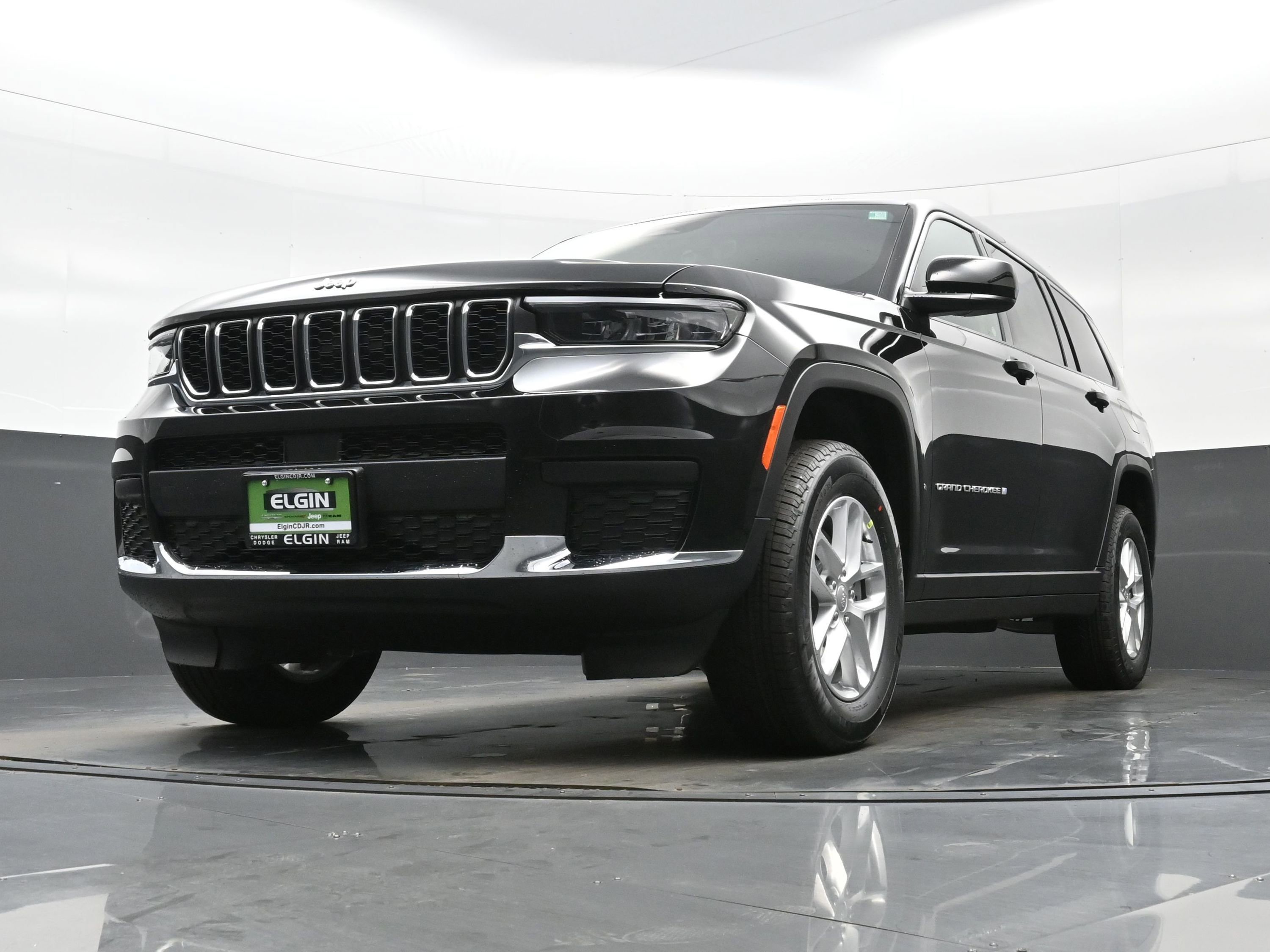 New 2026 Jeep Grand Cherokee L 4WD image 12