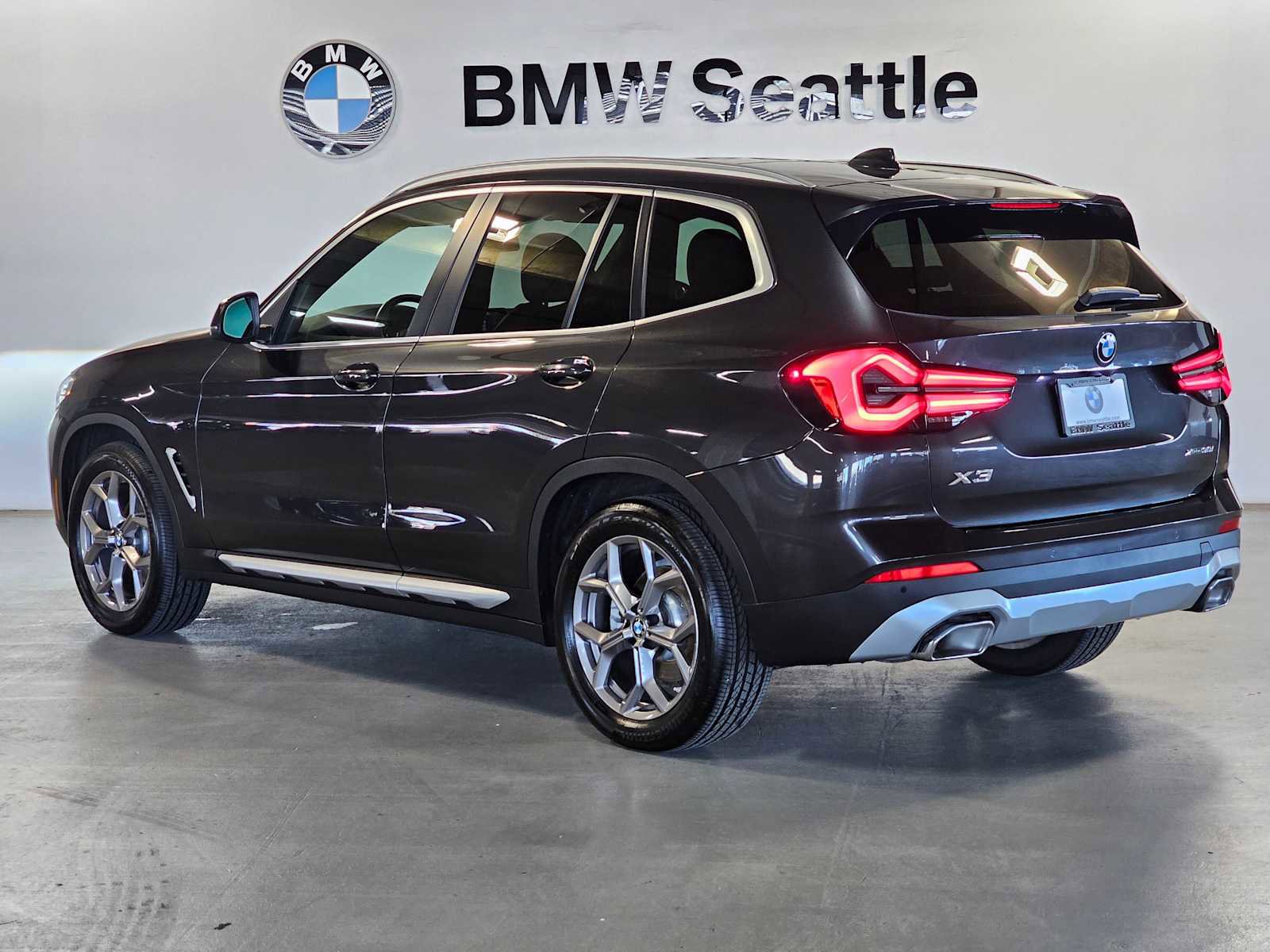 Used 2022 BMW X3 xDrive30i image 4