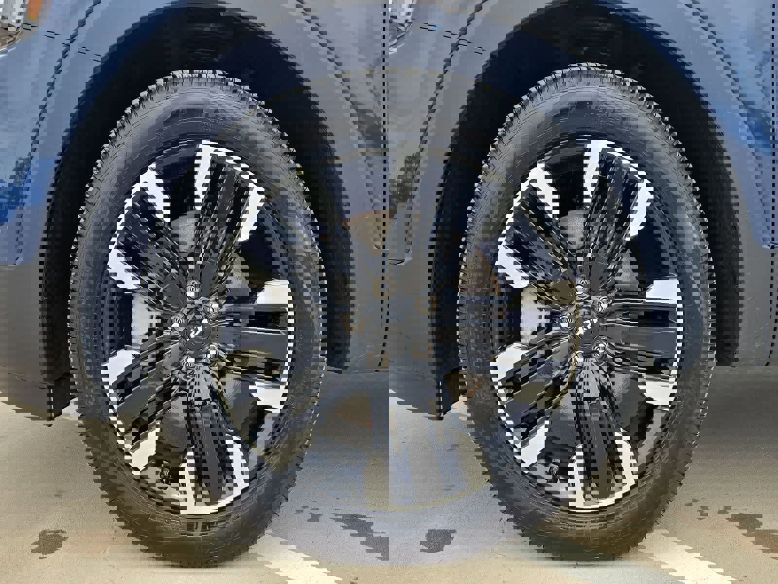 Certified 2025 Kia Telluride SX FWD image 12