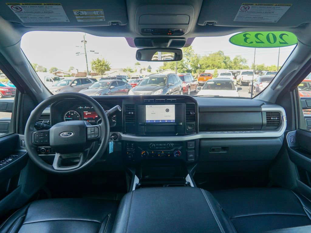 Used 2023 Ford F350 XLT AWD/4WD image 15