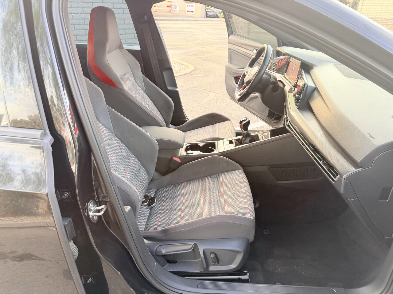 Used 2022 Volkswagen GTI S image 22