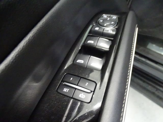 Certified 2024 Cadillac Escalade Premium Luxury w/ LPO, Floor Liner Package AWD/4WD image 11