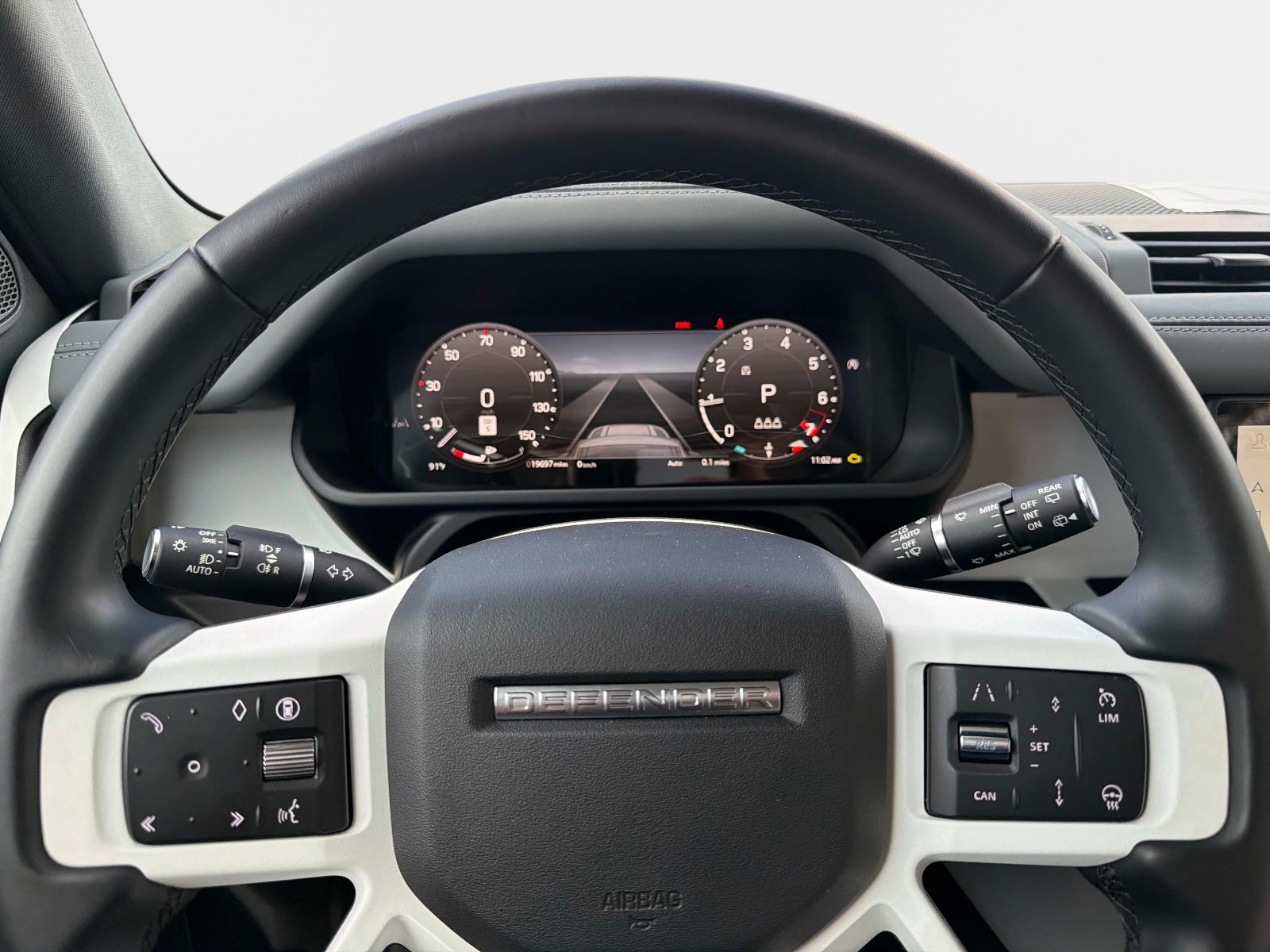 Used 2024 Land Rover Defender 110 S AWD/4WD image 42