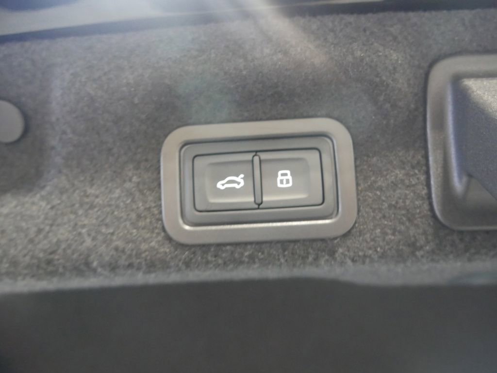 New 2026 Audi A6 Premium image 24