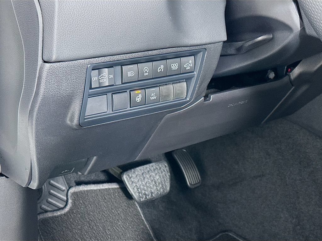 Certified 2026 Toyota Tundra Limited RWD image 10