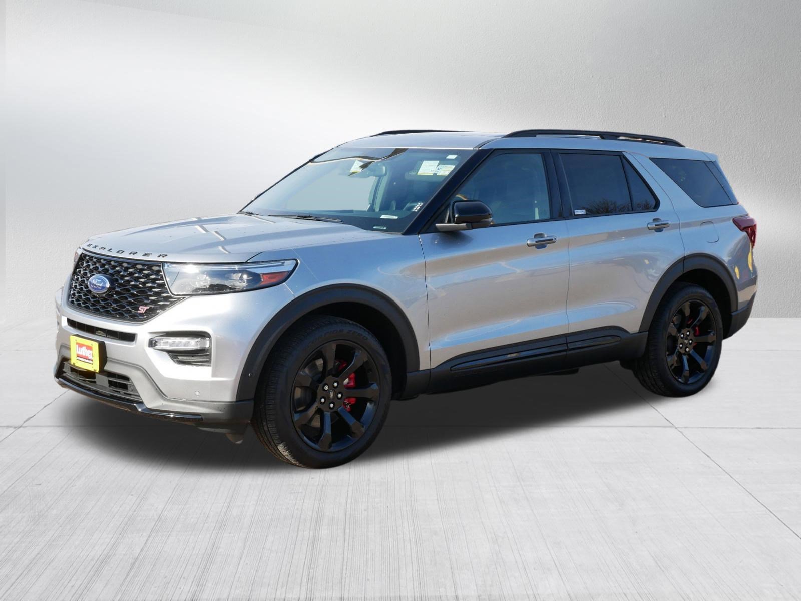 Used 2024 Ford Explorer ST w/ Equipment Group 401A AWD/4WD image 3