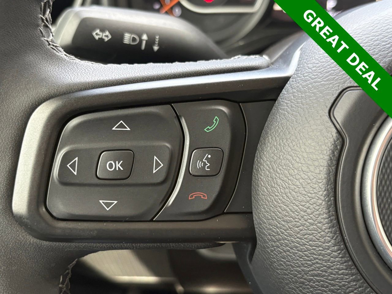 Used 2025 Jeep Gladiator Rubicon w/ Convenience Group AWD/4WD image 21