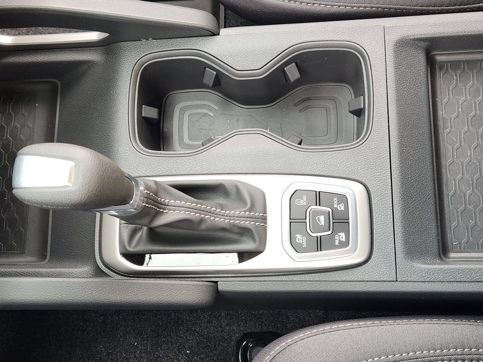 New 2026 Nissan Frontier SV image 18