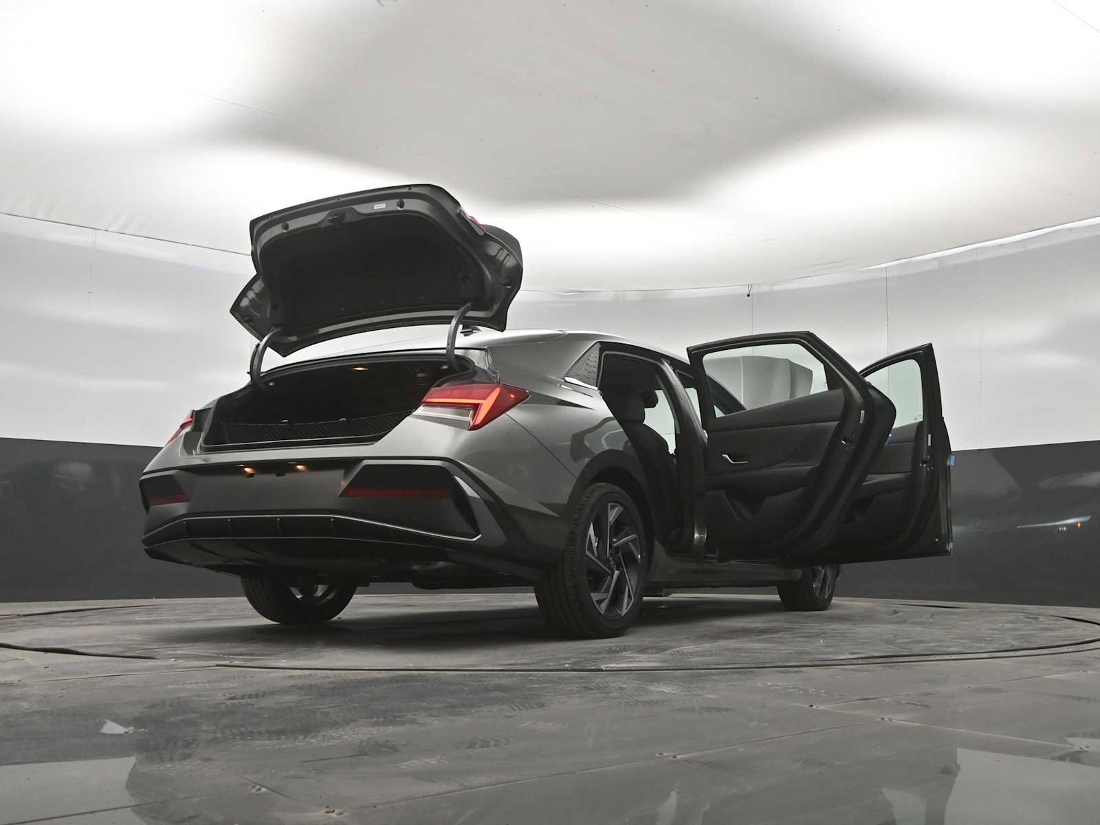 New 2026 Hyundai Elantra Limited FWD image 50