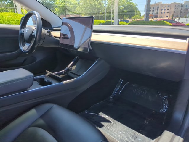 Used 2018 Tesla Model 3 Long Range RWD image 27