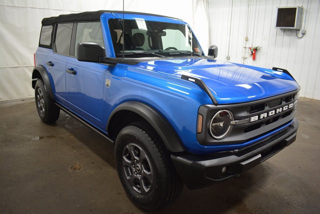 Used 2023 Ford Bronco Big Bend image 4
