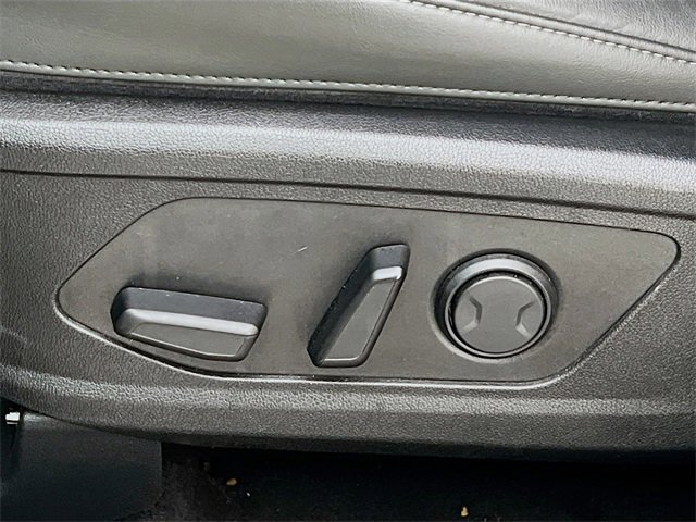 Used 2024 Kia Sorento S image 11