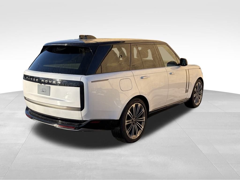 New 2025 Land Rover Range Rover SE image 8
