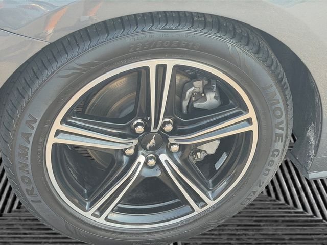 Used 2024 Ford Mustang Premium RWD image 9