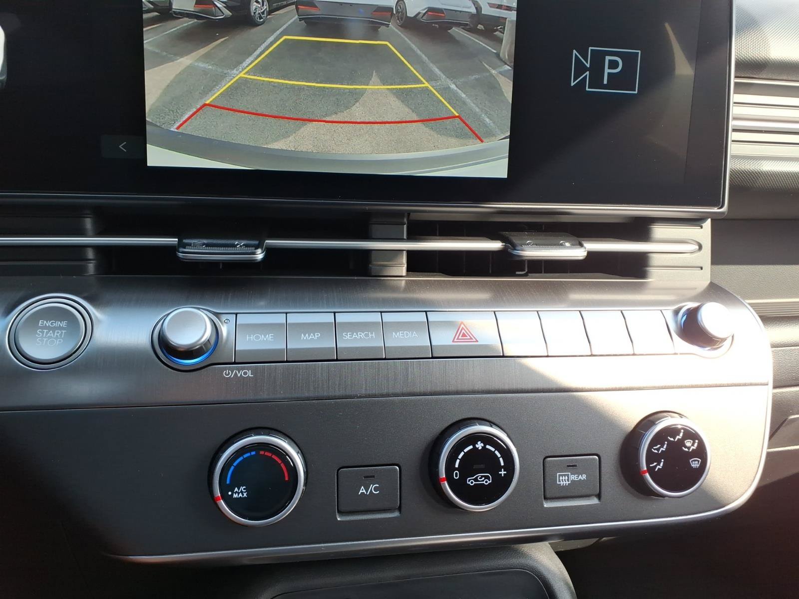 New 2027 Hyundai Kona SE AWD/4WD image 10