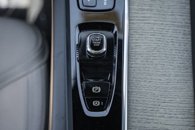 New 2026 Volvo XC60 B5 Plus w/ Protection Package Premier AWD/4WD image 27