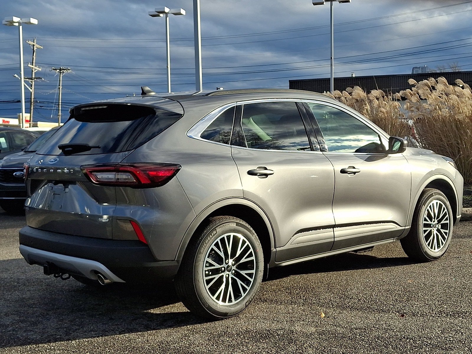 New 2026 Ford Escape SE w/ Class II Trailer Tow Package FWD image 7