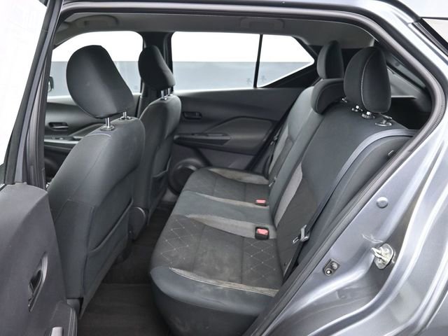 Used 2019 Nissan Kicks S image 27
