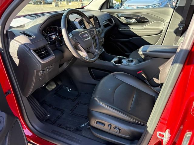 Used 2022 GMC Terrain AT4 w/ Infotainment Package II image 15