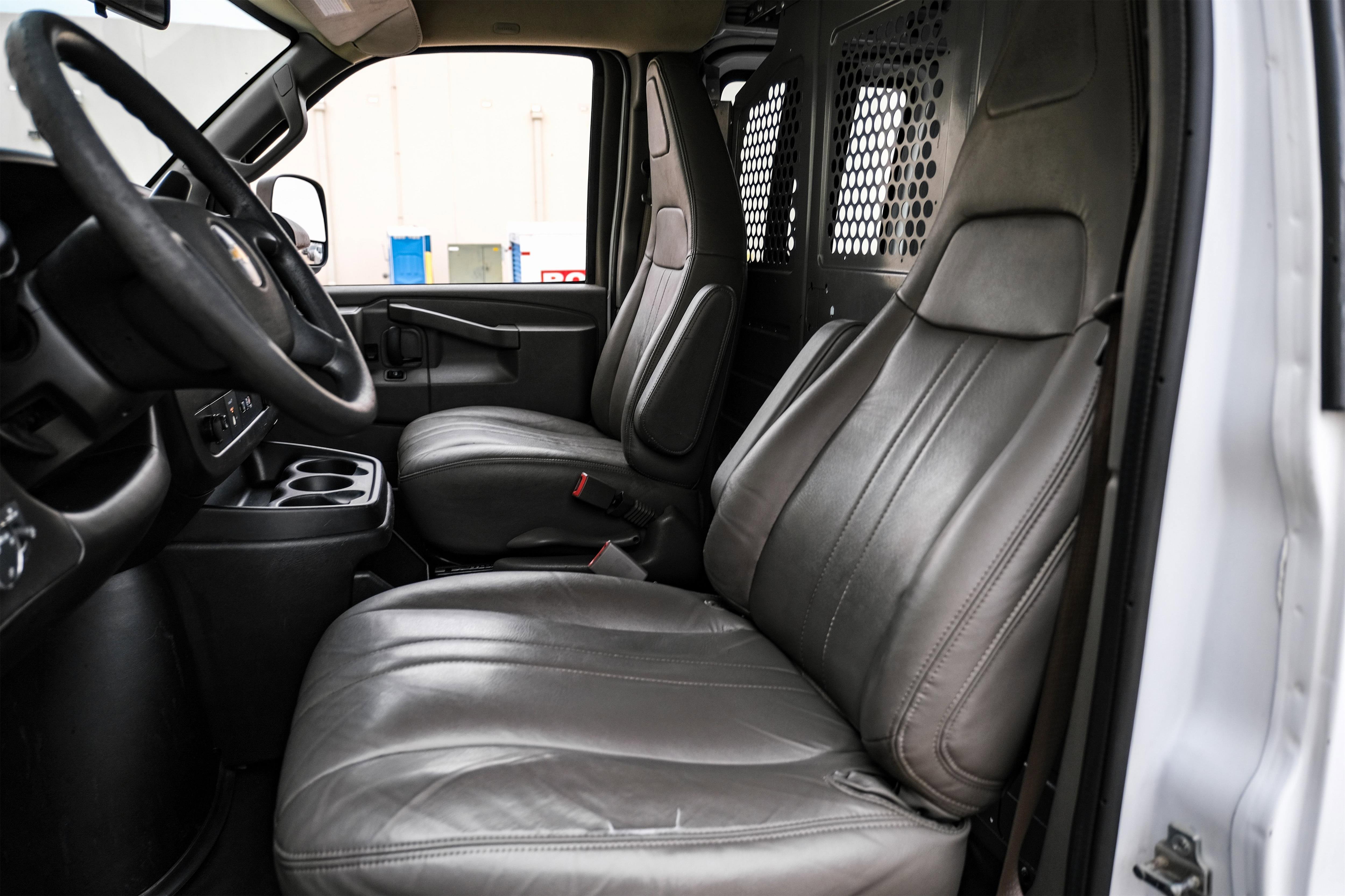 Used 2021 Chevrolet Express 2500 w/ Driver Convenience Package image 23