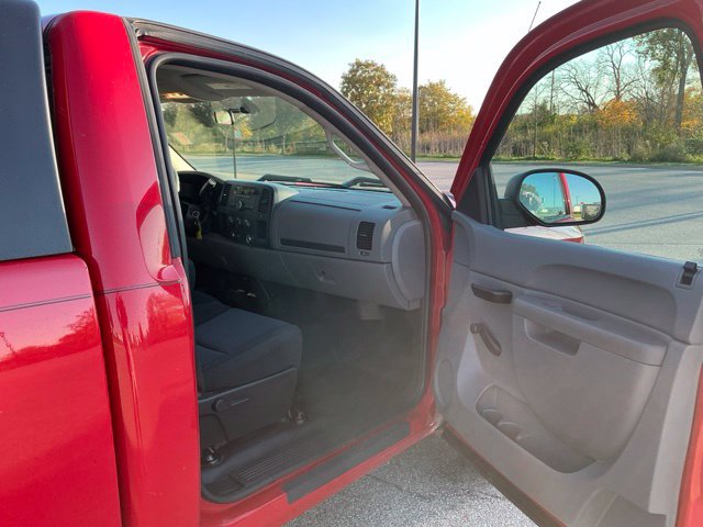 Used 2011 Chevrolet Silverado 1500 W/T RWD image 16