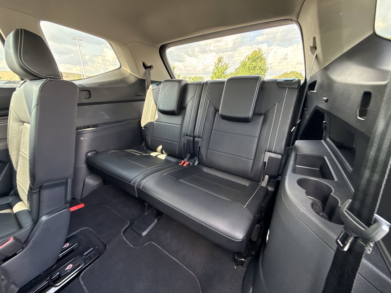 Used 2023 Volkswagen Atlas SE AWD/4WD image 26