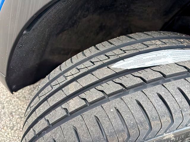 Used 2022 Chevrolet Bolt EUV Premier w/ Sun & Sound Package image 16