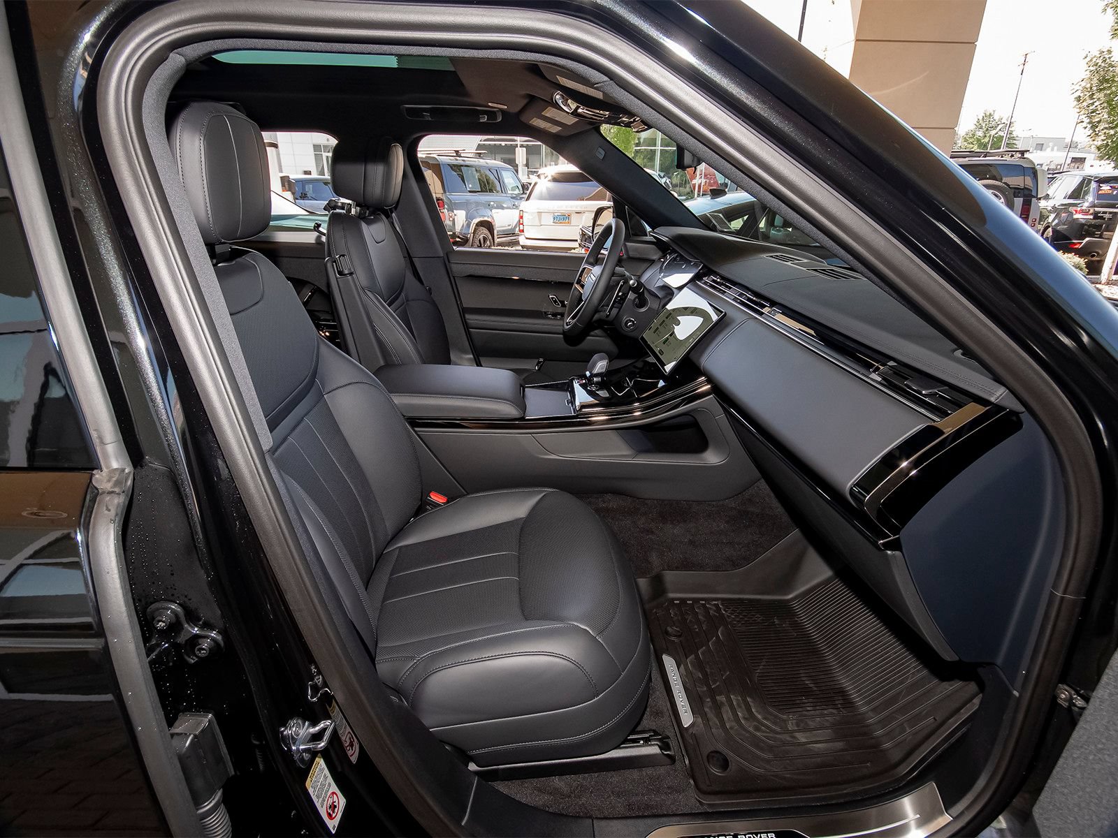 New 2026 Land Rover Range Rover Sport Dynamic SE AWD/4WD image 41