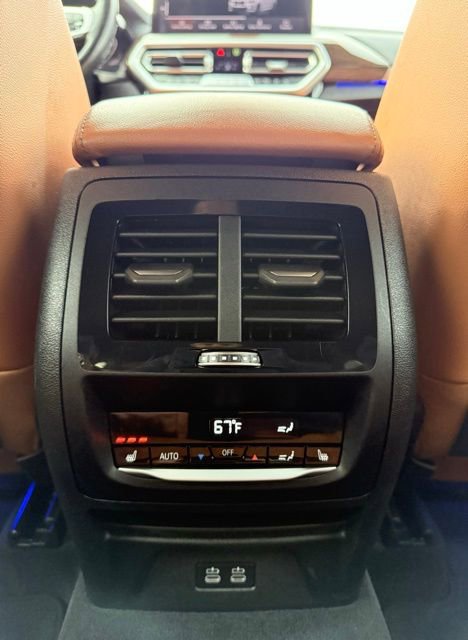 Used 2022 BMW X3 M40i w/ Premium Package image 30