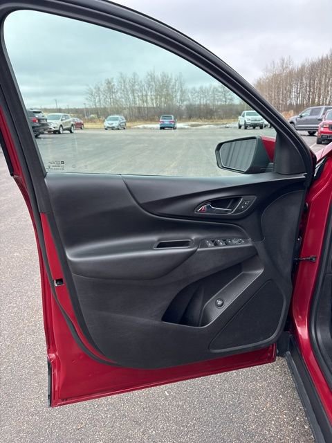 Used 2019 Chevrolet Equinox LT AWD/4WD image 15