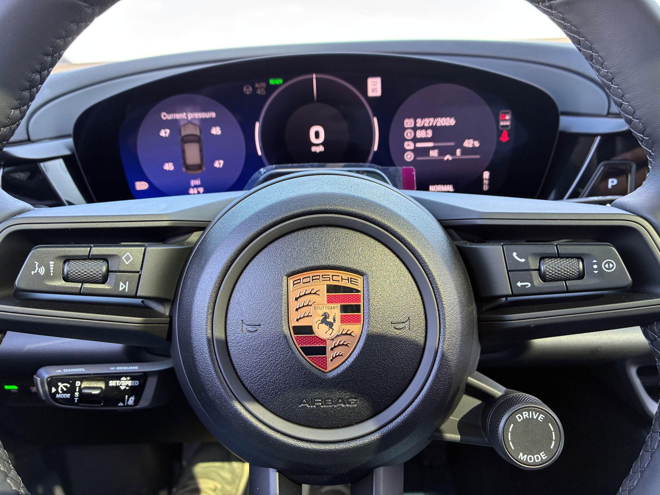 New 2026 Porsche Macan 4 Electric AWD/4WD image 32